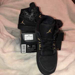 jordan 1 size 3y